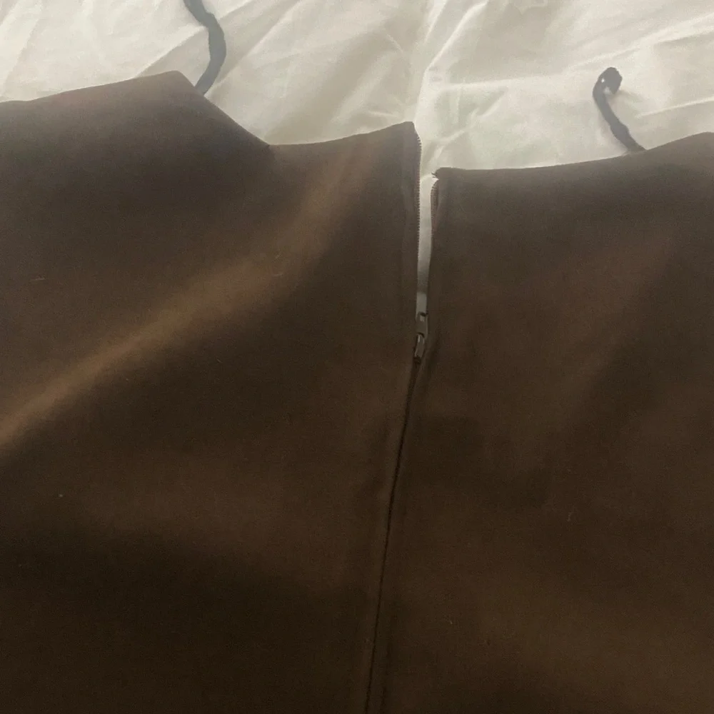 Asymmetrical suede like brown Dress - Picture 5 of 8